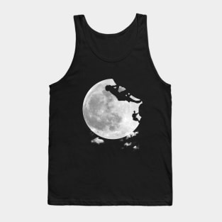 Climbing moon. Tank Top